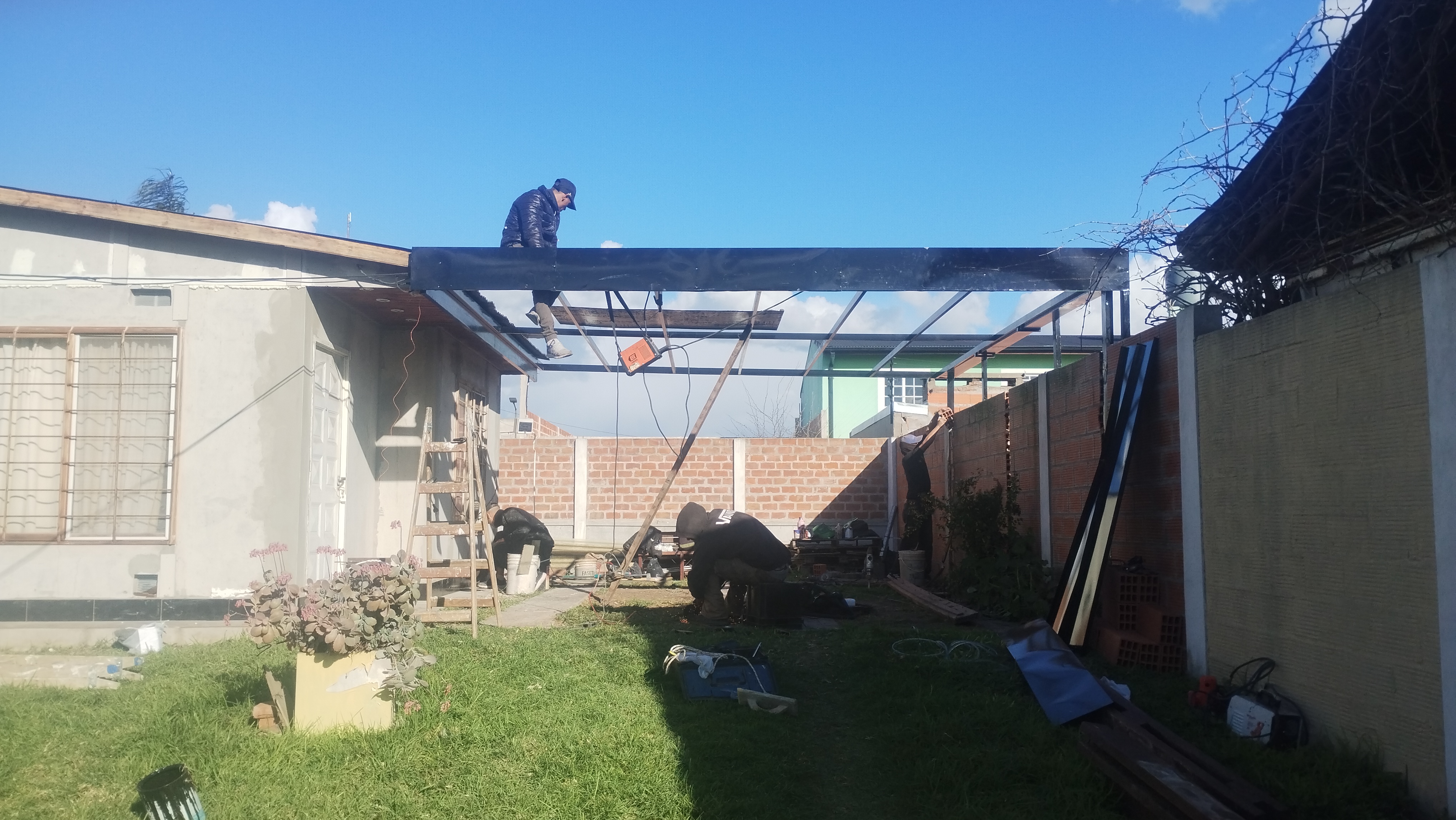 Pérgola escondida